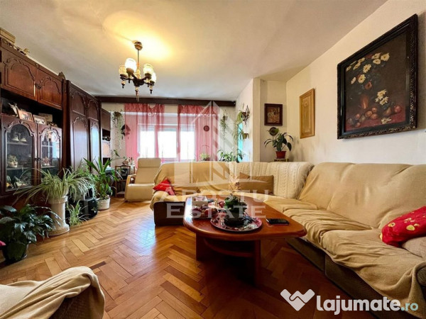 Apartament cu 4 camere, centrala proprie, zona Aradului 