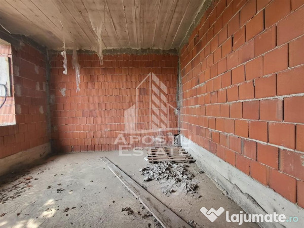 Casa individuala cu 10 camere, teren peste 1.100 mp, Frei... 