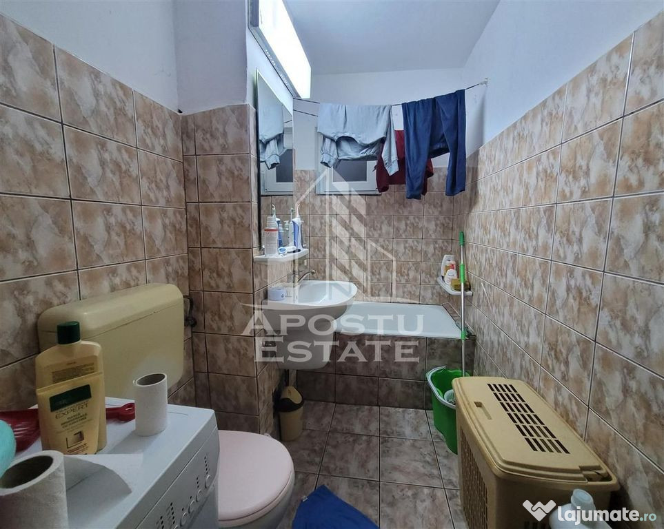 Apartament cu 3 camere, 2 bai, centrala proprie, zona Buc... 