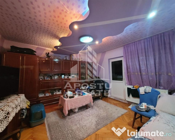 Apartament cu 3 camere, 2 bai, centrala proprie, zona Buc... 