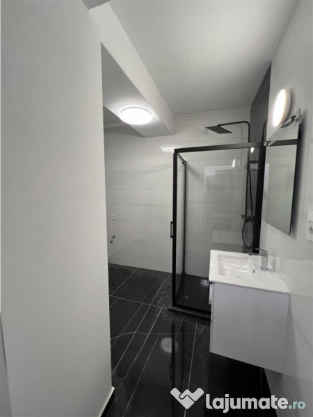 Apartament cu 2 camere si 2 balcoane pe Calea Surii Mici 