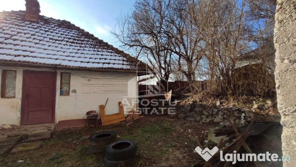 Casa de vanzare 9 incaperi, vedere panoramica, Sebis 