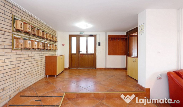 Cladire cu multiple destinatii 