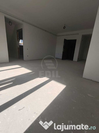 Apartament cu 3 camere si 2 bai,semifinisat, zona Cetatii 