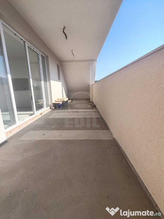 Apartament cu 3 camere si 2 bai,semifinisat, zona Cetatii 