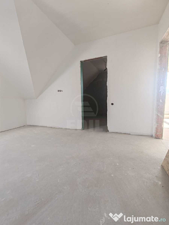 Apartament cu 3 camere si 2 bai,semifinisat, zona Cetatii 