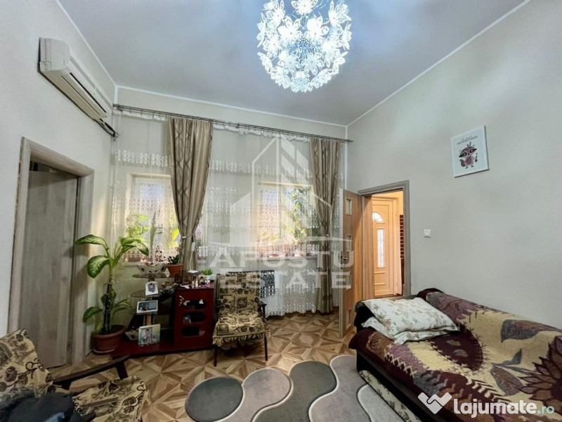 Apartament 2 camere, curte comuna,zona Traian 