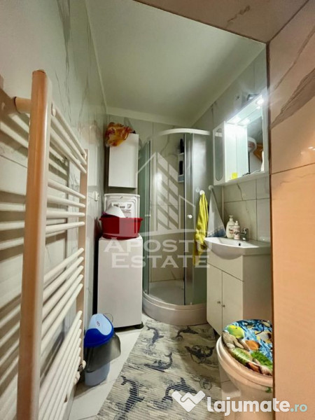 Apartament 2 camere, curte comuna,zona Traian 
