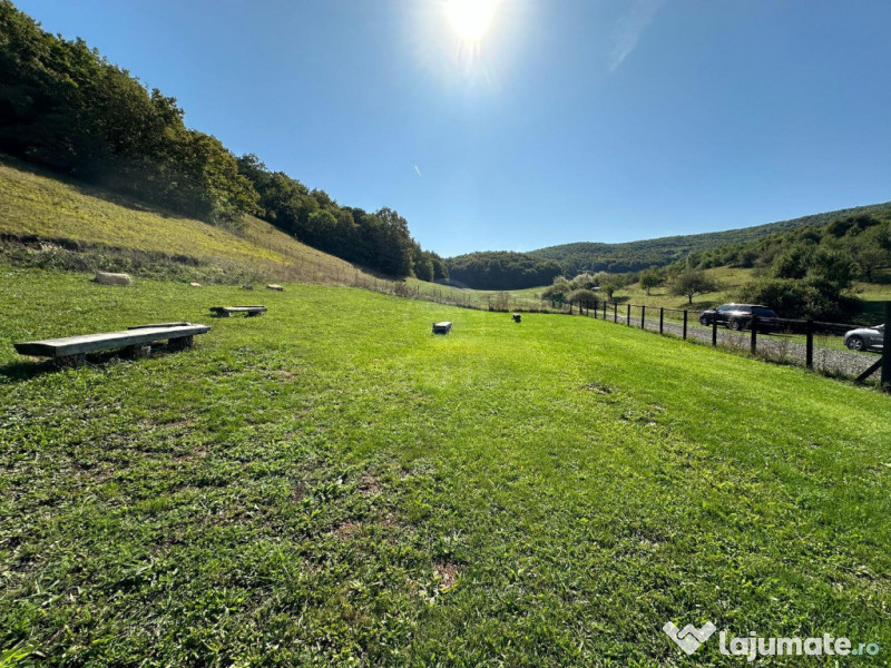 Casa moderna in zona linistita 