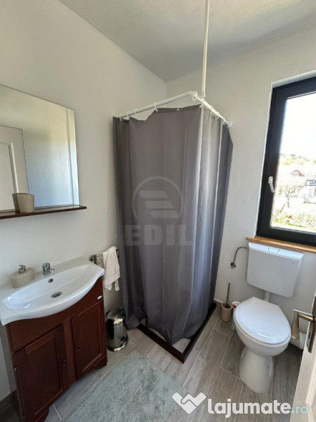 Casa moderna in zona linistita 