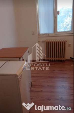 Garsoniera situata in zona Take Ionescu