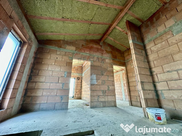 Casa premium de vanzare in Campenesti!