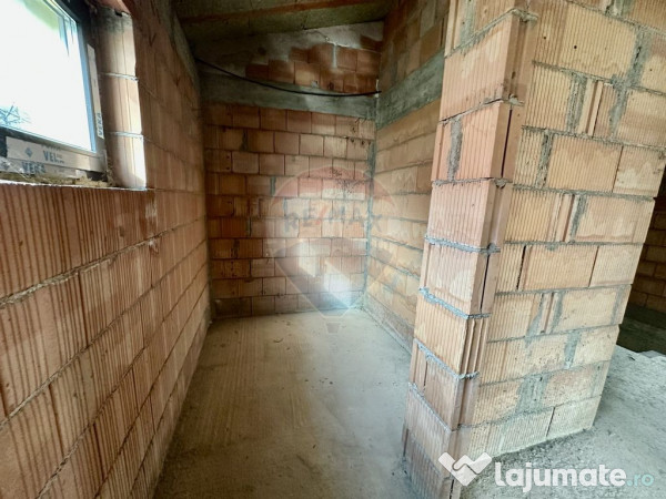 Casa premium de vanzare in Campenesti!