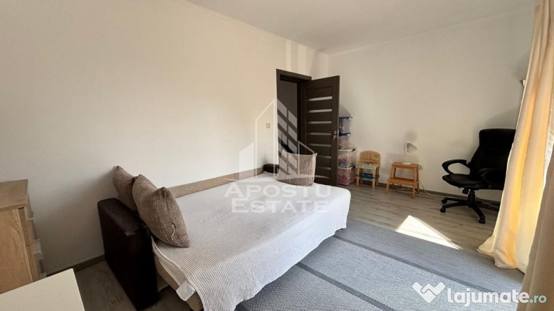 Casa insiruita cu 4 camere in Calea Urseni, drum asfaltat