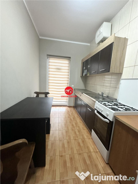 Afacere la cheie - Pensiune 11 camere si 11 bai - Costinesti