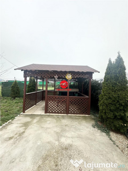 Afacere la cheie - Pensiune 11 camere si 11 bai - Costinesti