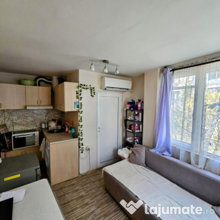 Se vinde garsoniera in zona Astra