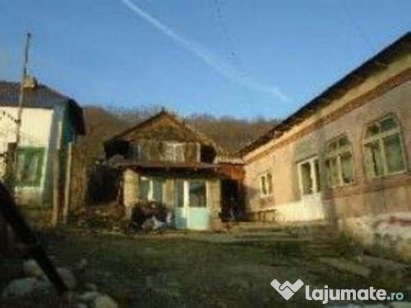 Casa si teren Valea Nandrii, ID: R2489570