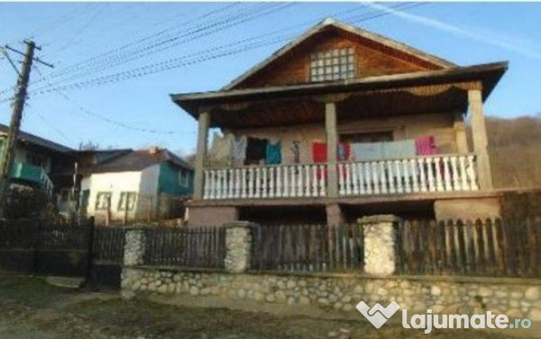 Casa si teren Valea Nandrii, ID: R2489570