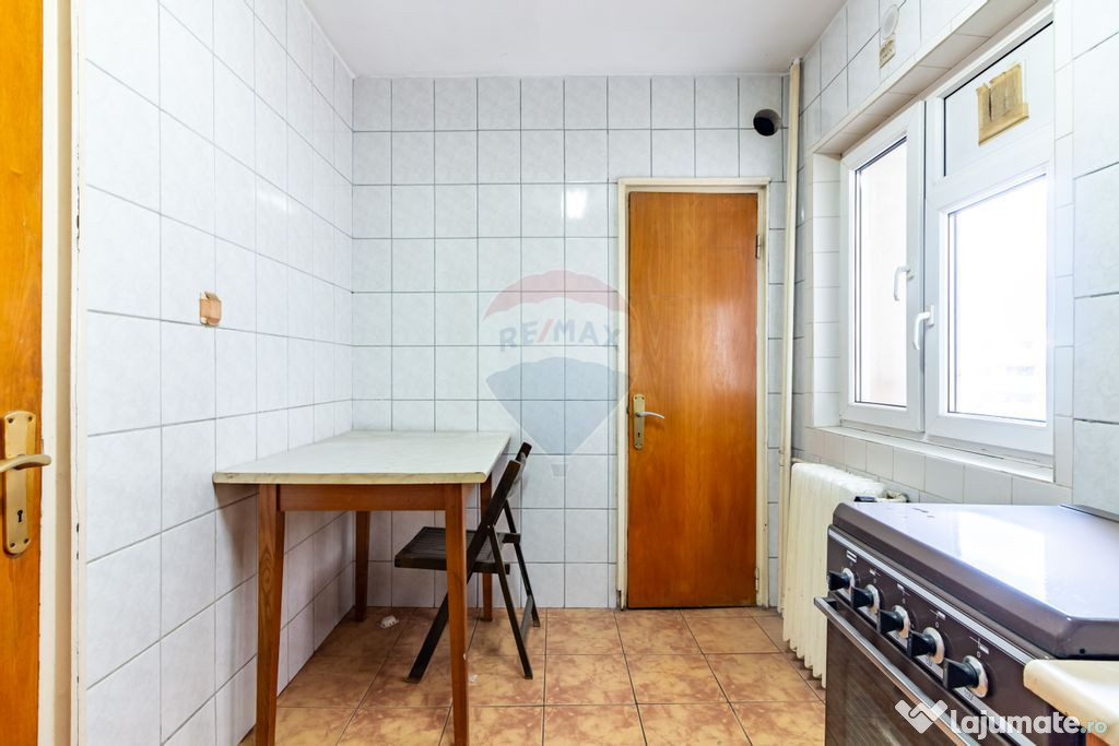 Apartament 3 cam, decomandat, Titulescu 