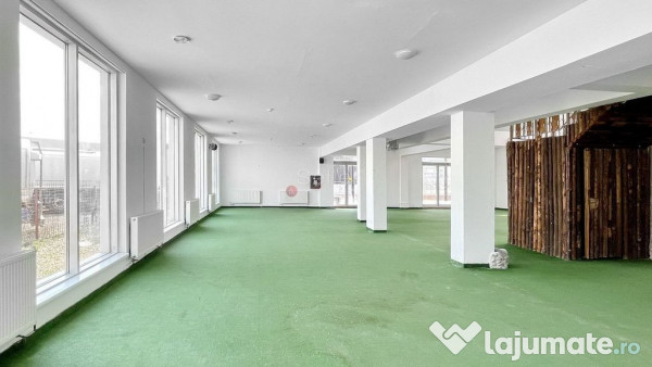 Spatiu Comercial cu Multiple Functionalitati