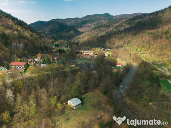 Casa si teren intravilan Tarcau 