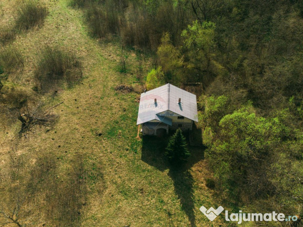 Casa si teren intravilan Tarcau 