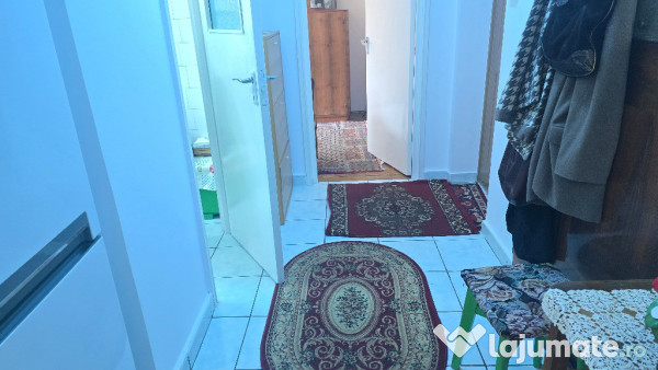 Vand apartament cu 3 camere in Deva, etaj 3, Gojdu (Zamfirescu),