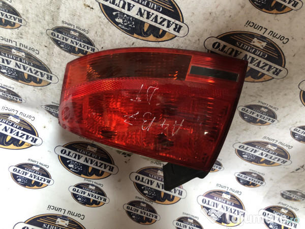 Stop dreapta aripa Audi A4 B7 2005