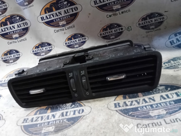 Grila centrala fata Volkswagen Passat B6 2006