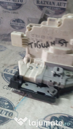 Broasca stanga spate Volkswagen Tiguan 2012