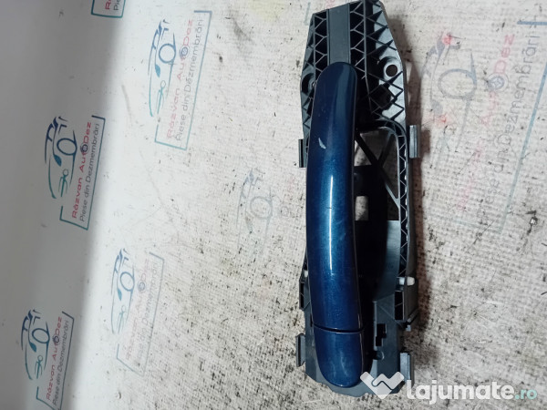 Maner exterior stanga spate Volkswagen Tiguan 2012