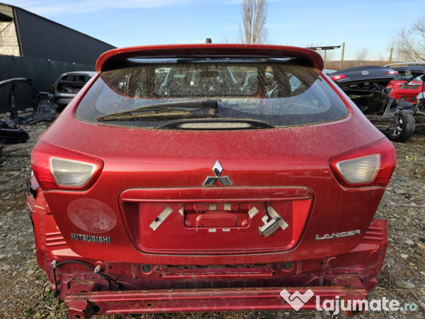 Hayon Mitsubishi Lancer Hatchback 2010