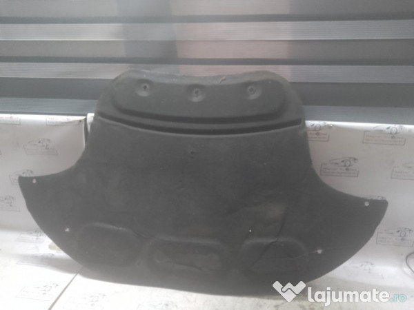 P&acirc;sla capotă Mercedes E 350 2012