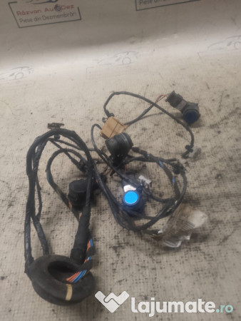 Senzori parcare spate plus instalație Skoda Octavia 3 2015