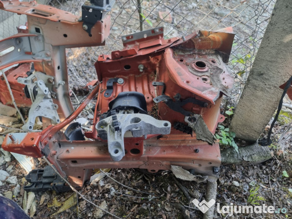 Lonjeron dreapta Renault Captur 2015