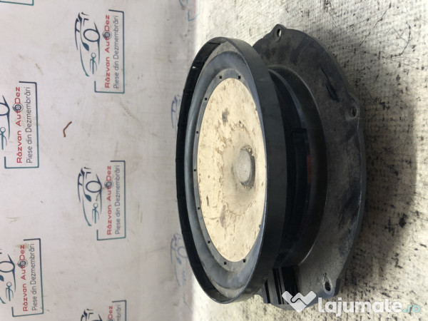 Boxa dreapta fata Volkswagen Golf 5 2006