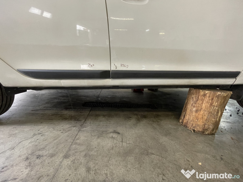 Prag dreapta tabla Dacia Logan Mcv 1.5 Motorina 2017