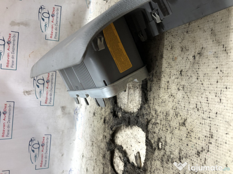 Airbag pasager UK Dacia Duster 1.5 Motorina 2013