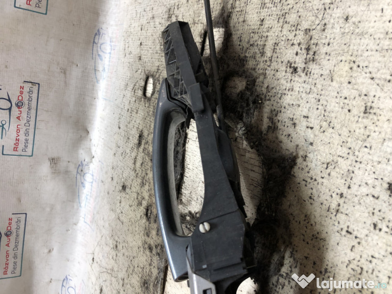 Maner exterior stanga fata Seat Ibiza 2010