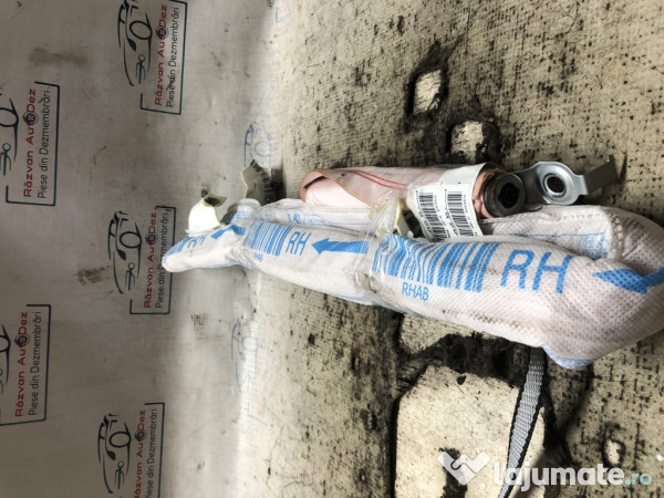 Airbag cortina dreapta Citroen C3 1.2 Benzina 2017