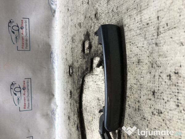 Maner exterior stanga spate Skoda Octavia 2 2015