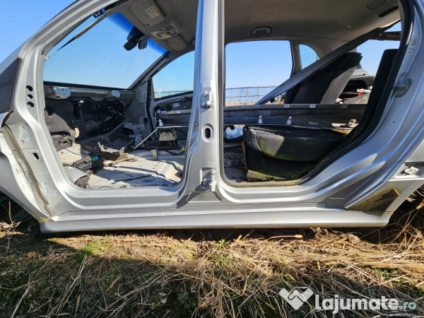 Prag stanga tabla Mercedes B-Class 2005