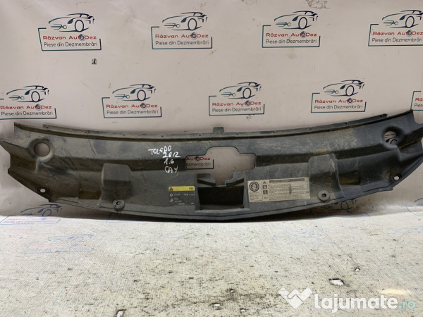 Ornament plastic trager Seat Toledo 1.6 Motorina 2012