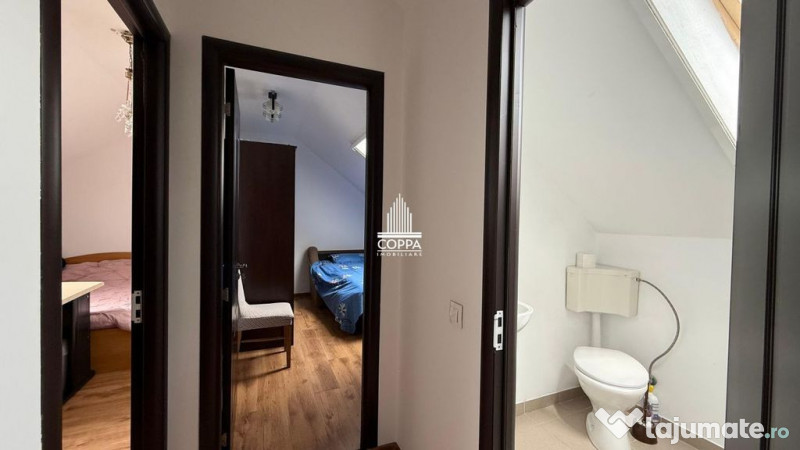 Apartament de vânzare 3 camere strada Rozelor 