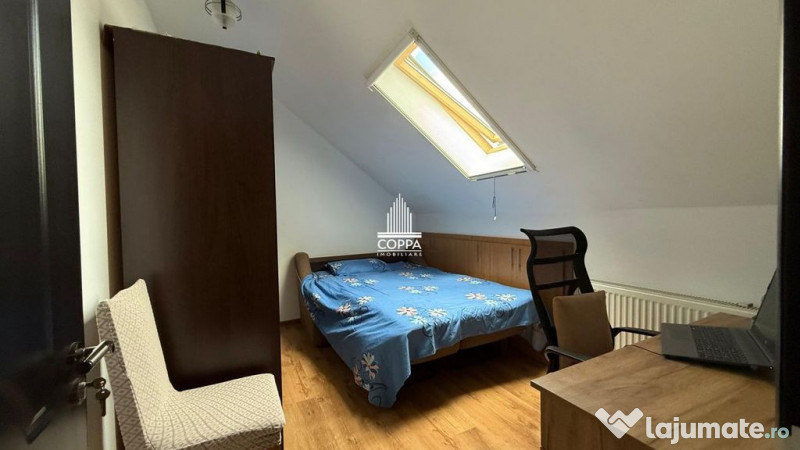 Apartament de vânzare 3 camere strada Rozelor 