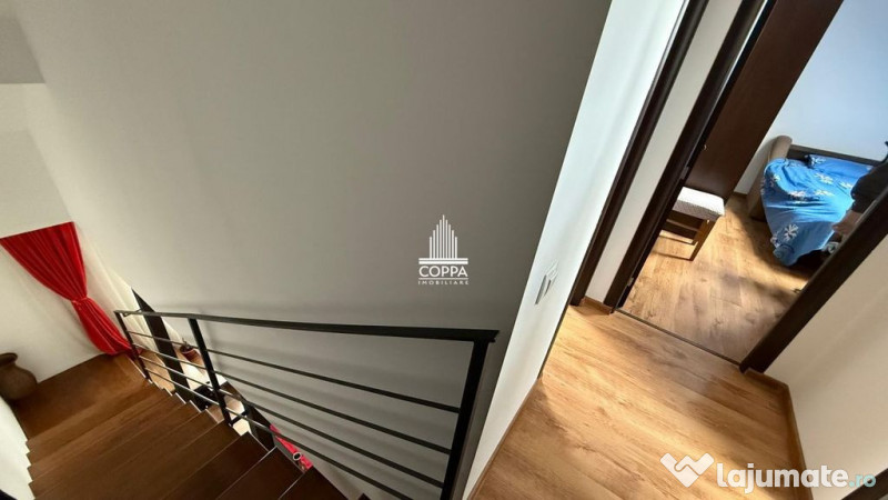 Apartament de vânzare 3 camere strada Rozelor 