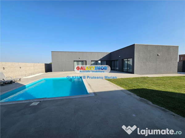 Casa de Lux cu piscina in aer liber situata in comuna Clinc 