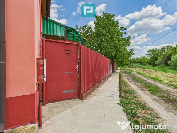 Casă cu 3 camere și teren generos lângă frontieră