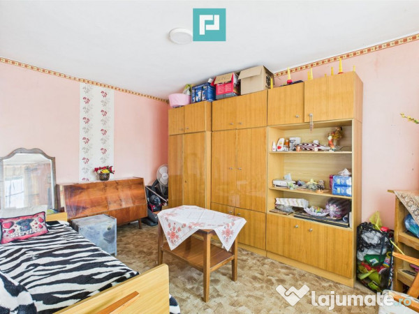 Casă cu 3 camere și teren generos lângă frontieră